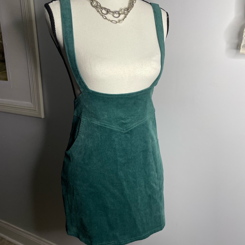 Mia Joy Green Corduroy Overall Dress Skitalls Front Pockets Girls size 12